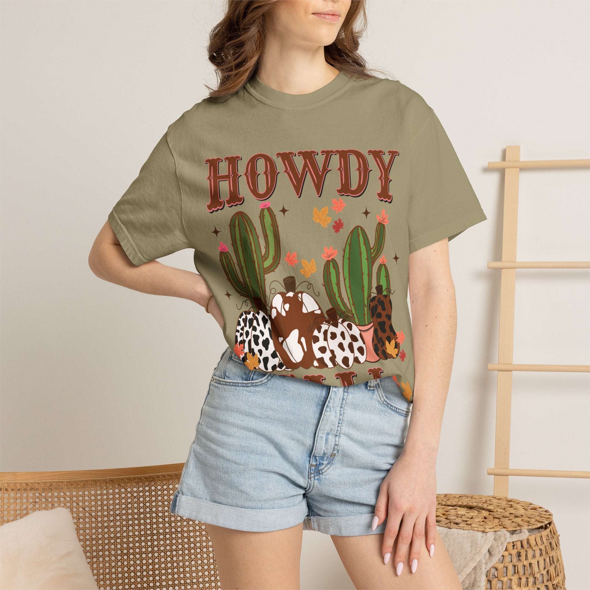 Howdy Fall Graphic Tee — Western Cactus Pumpkin Autumn T-Shirt